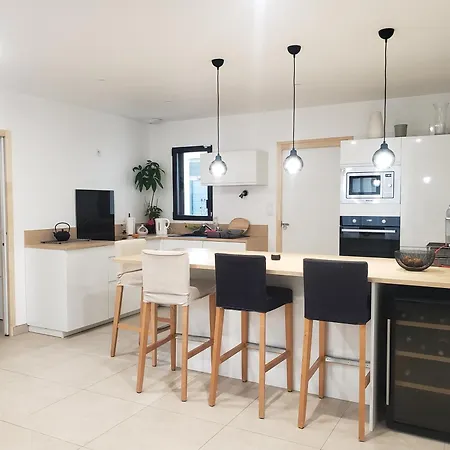 Noelia Maison Familiale 120m2 A 300m De La De Bonne Source